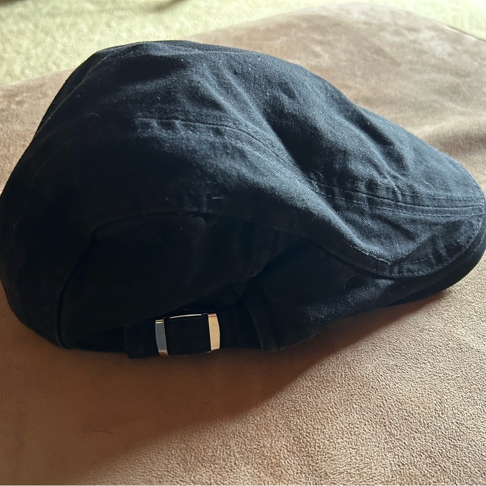 Men’s newsboy or scally cap